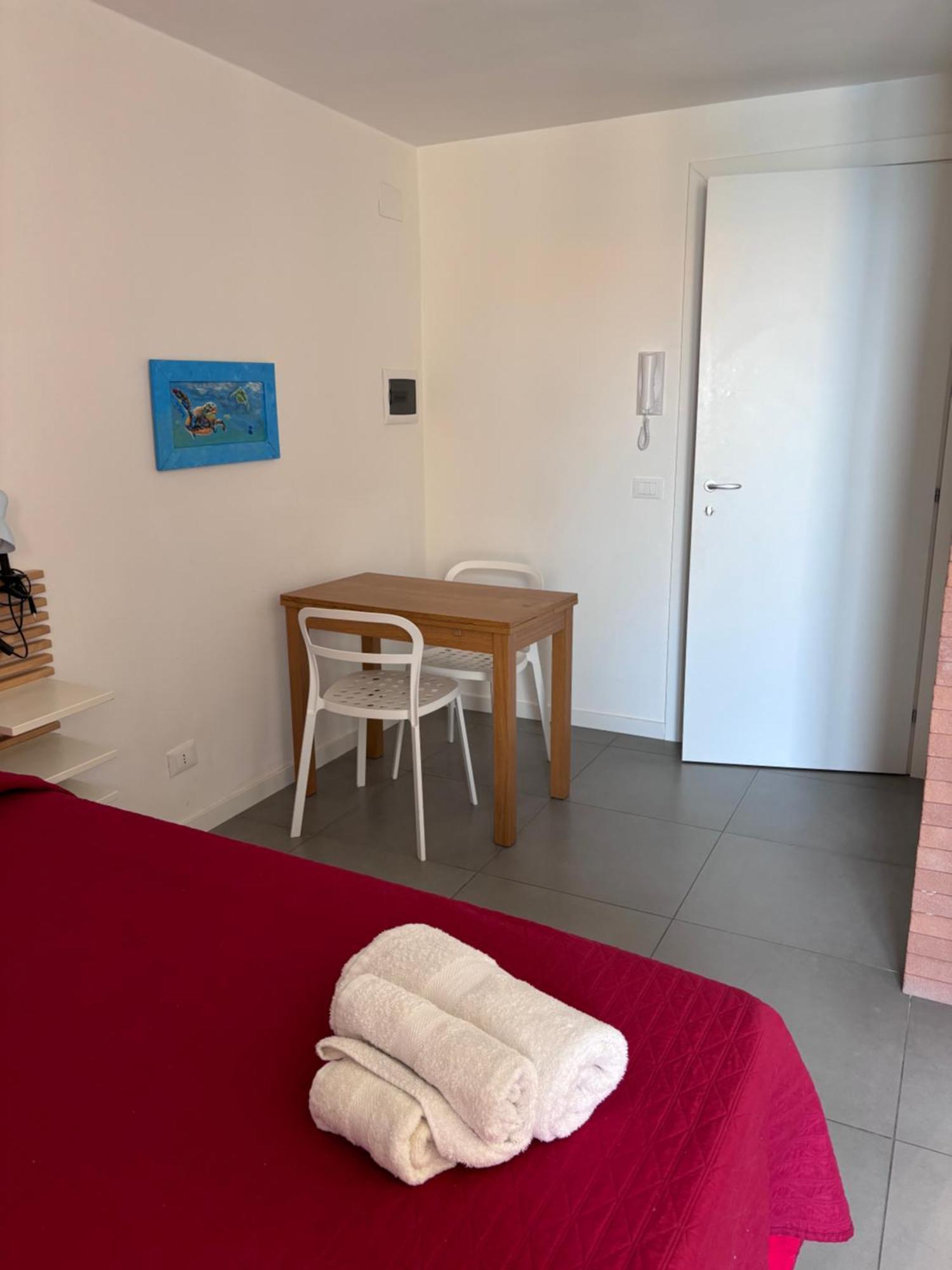 Chez Julie Apartment Cefalu Bagian luar foto