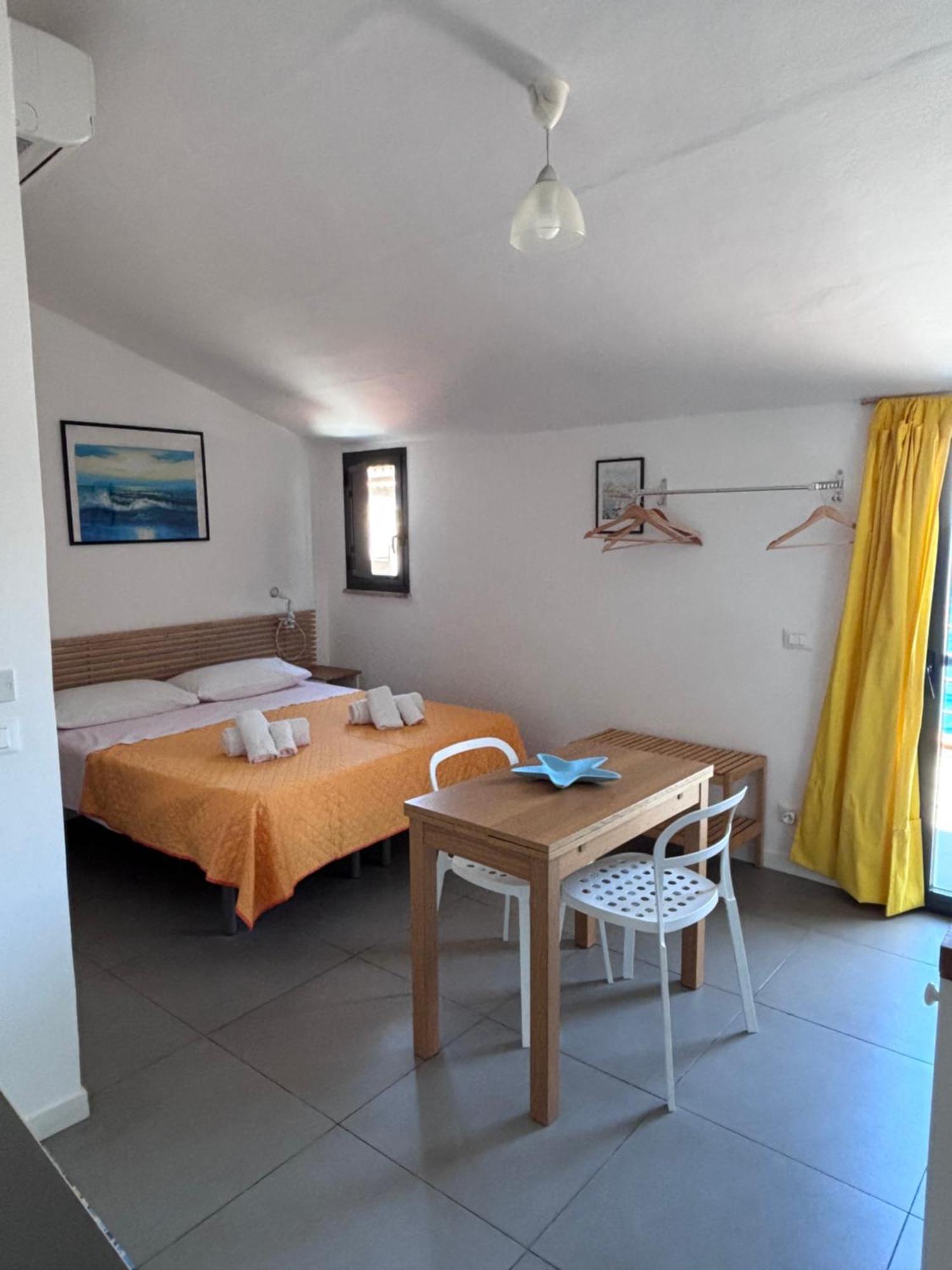 Chez Julie Apartment Cefalu Bagian luar foto